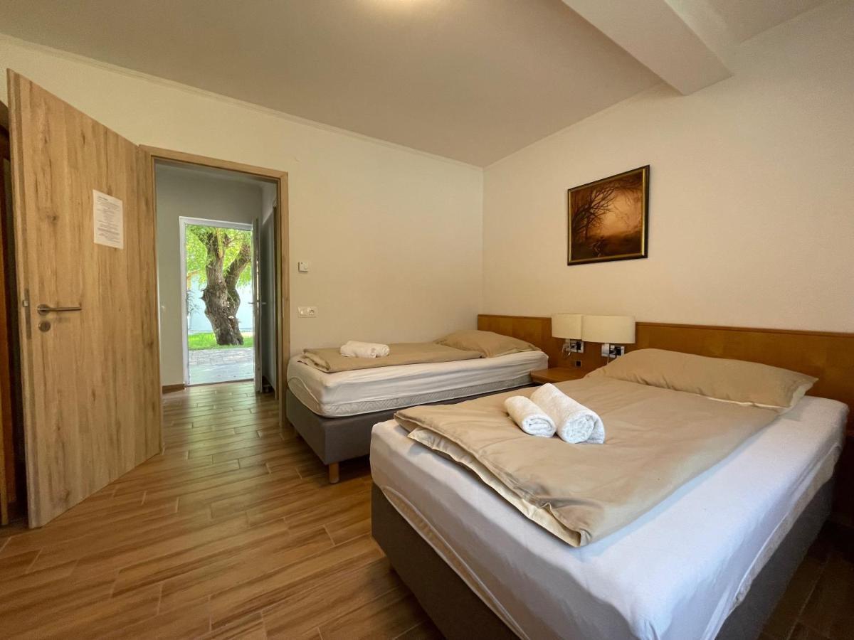 Liget Ueduelopark Fonyod Aparthotel Bagian luar foto