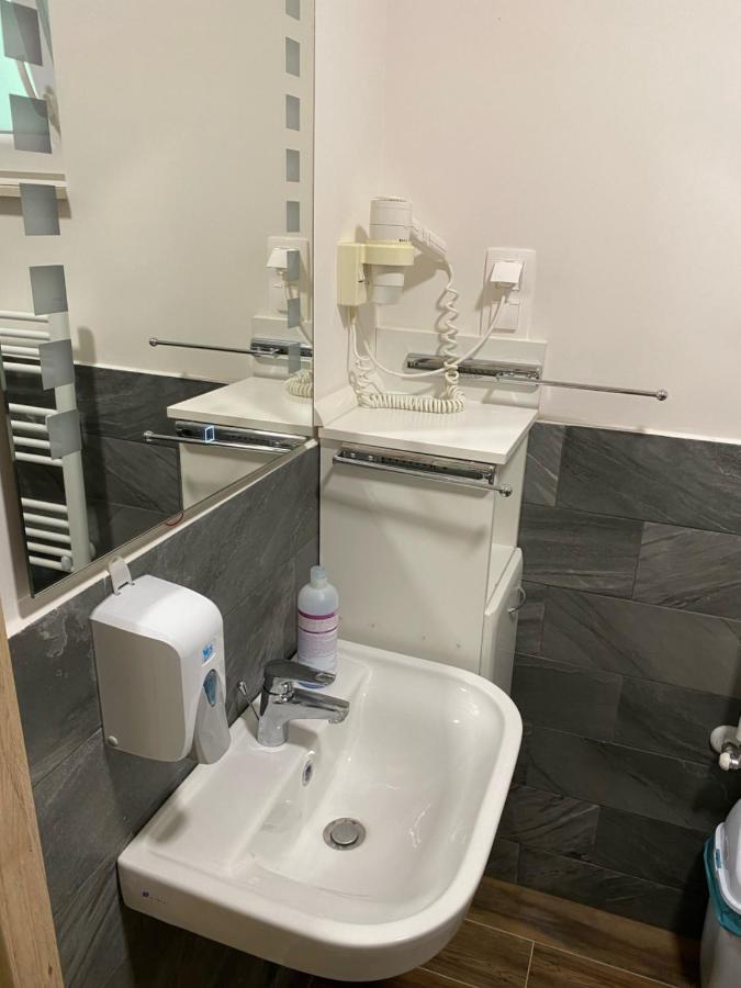 Liget Ueduelopark Fonyod Aparthotel Bagian luar foto